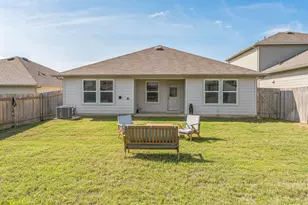 821 Bahia Pl, Seguin, TX 78155 - Photo 29