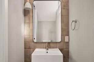 3209 Dolphin Dr, Austin, TX 78704 - Photo 13