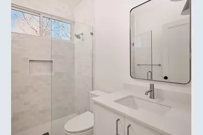 3209 Dolphin Dr #2, Austin, TX 78704 - Photo 15