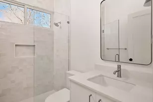 3209 Dolphin Dr, Austin, TX 78704 - Photo 15