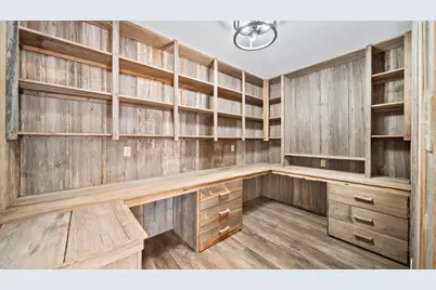 2205 S US Highway 77, Giddings, TX 78942 - Photo 27