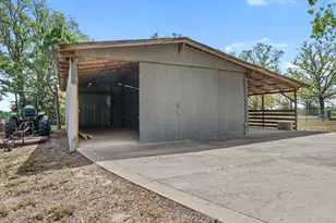 2205 S US Hwy 77, Giddings, TX 78942 - Photo 31