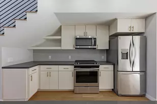 2002 E 7th St, Austin, TX 78702 - Photo 7