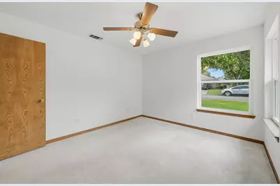 1403 Stone Ridge Drive, Taylor, TX 76574 - Photo 17