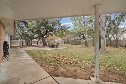 304 Live Oak Drive, Buda, TX 78610 - Photo 11