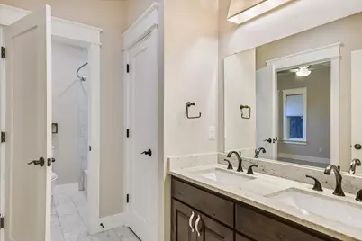 1613 Willow Street, Austin, TX 78702 - Photo 19