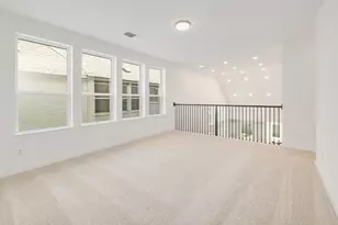 220 Menlo Bnd, Liberty Hill, TX 78642 - Photo 17