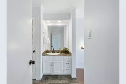 8888 Tallwood Drive #2206, Austin, TX 78759 - Photo 17