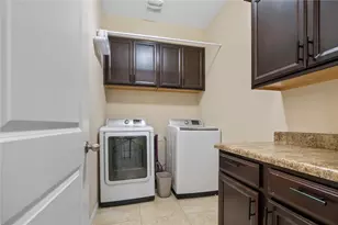 13400 Briarwick Dr, Austin, TX 78729 - Photo 33
