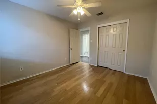 803 Middle Brook Dr, Leander, TX 78641 - Photo 17