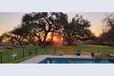 8203 Longview Road, Austin, TX 78745 - Photo 15