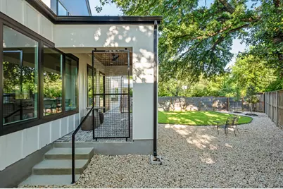 2603 Sol Wilson Avenue, Austin, TX 78702 - Photo 37