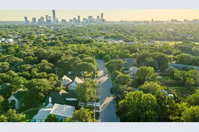2603 Sol Wilson Avenue, Austin, TX 78702 - Photo 39