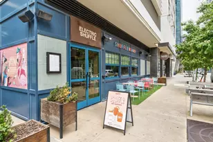 54 Rainey St, Austin, TX 78701 - Photo 31