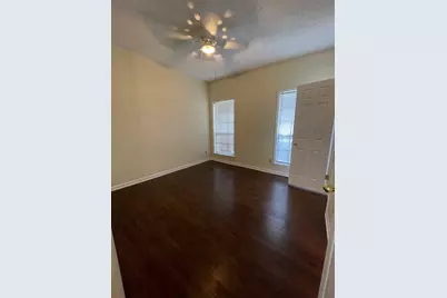 715 W 22 1/2 Street #306, Austin, TX 78705 - Photo 15