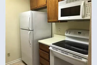715 W 22 1/2 Street #306, Austin, TX 78705 - Photo 9
