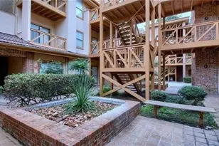 806 W 24th St, Austin, TX 78705 - Photo 1