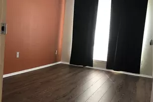 806 W 24th St, Austin, TX 78705 - Photo 7