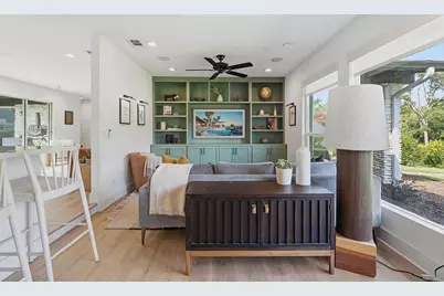4403 Elmsgrove Drive, Austin, TX 78721 - Photo 3