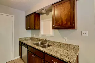 902 Cactus Dr, Round Rock, TX 78681 - Photo 5
