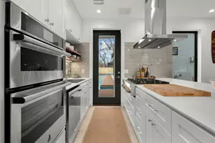 1208 Garden St, Austin, TX 78702 - Photo 5