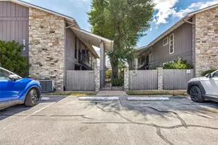 8621 Putnam Dr, Austin, TX 78757 - Photo 27