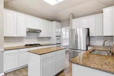 10008 Lachlan Drive, Austin, TX 78717 - Photo 5