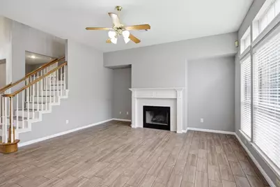 10008 Lachlan Drive, Austin, TX 78717 - Photo 9