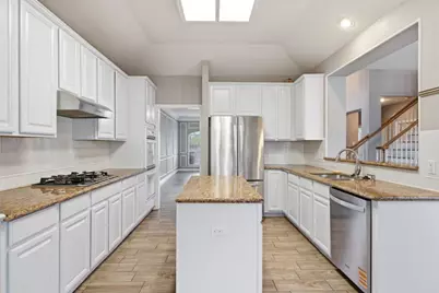 10008 Lachlan Drive, Austin, TX 78717 - Photo 3