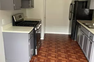 106 E Austin Ave, Hutto, TX 78634 - Photo 9