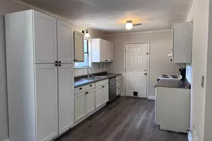 298 Lamaloa Ln, Bastrop, TX 78602 - Photo 5