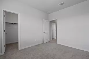 605 W South St, Leander, TX 78641 - Photo 25