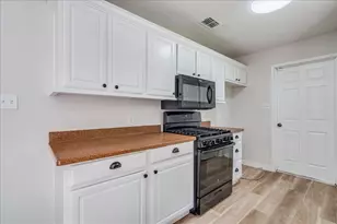 200 E Pheasant Dr, Austin, TX 78753 - Photo 9