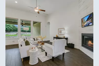 119 Loysoya Street, Bastrop, TX 78602 - Photo 5