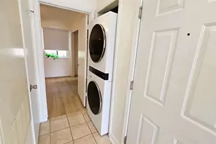 6810 Deatonhill Dr, Austin, TX 78745 - Photo 17
