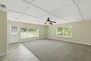 126 E Esparada Dr, Georgetown, TX 78628 - Photo 13