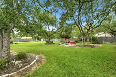 126 E Esparada Drive, Georgetown, TX 78628 - Photo 25