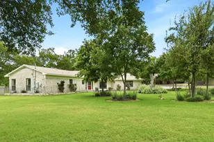 126 E Esparada Dr, Georgetown, TX 78628 - Photo 3
