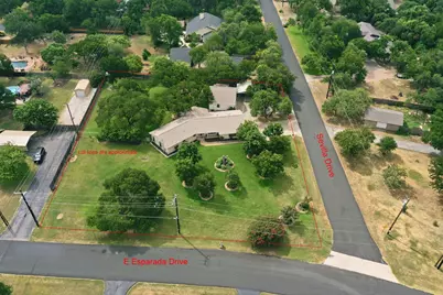 126 E Esparada Drive, Georgetown, TX 78628 - Photo 33