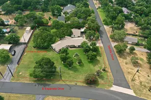 126 E Esparada Dr, Georgetown, TX 78628 - Photo 33