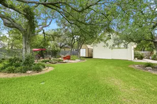 126 E Esparada Dr, Georgetown, TX 78628 - Photo 29