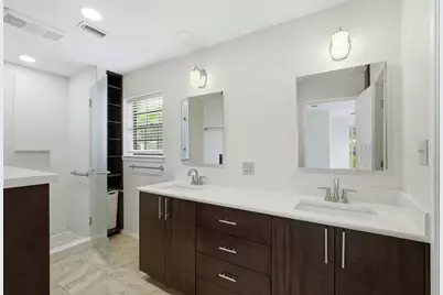 126 E Esparada Drive, Georgetown, TX 78628 - Photo 15