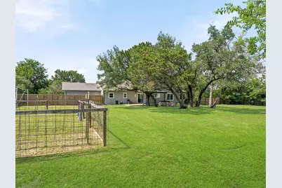 411 Carriage Oaks Drive, Liberty Hill, TX 78642 - Photo 33
