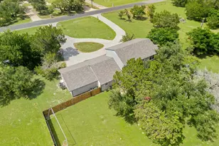 411 Carriage Oaks Dr, Liberty Hill, TX 78642 - Photo 31