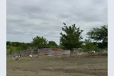 1796 County Road 139 Road, Hutto, TX 78634 - Photo 15