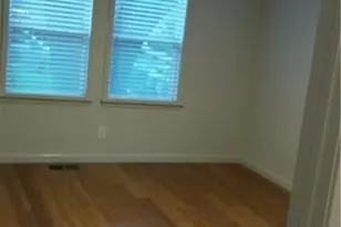 1139 Poquito St, Austin, TX 78702 - Photo 9