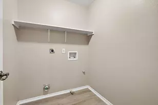 5705 Viewpoint Dr, Austin, TX 78744 - Photo 25
