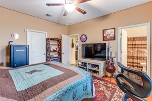 13909 Sherri Berry Wy, Manor, TX 78653 - Photo 11