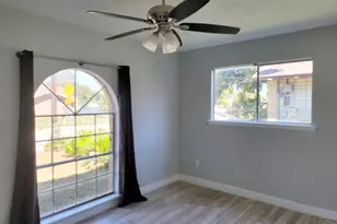 6317 Thurgood Ave, Austin, TX 78721 - Photo 11