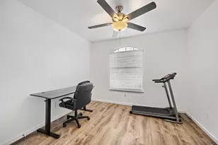 100 Liard River Rd, Hutto, TX 78634 - Photo 15